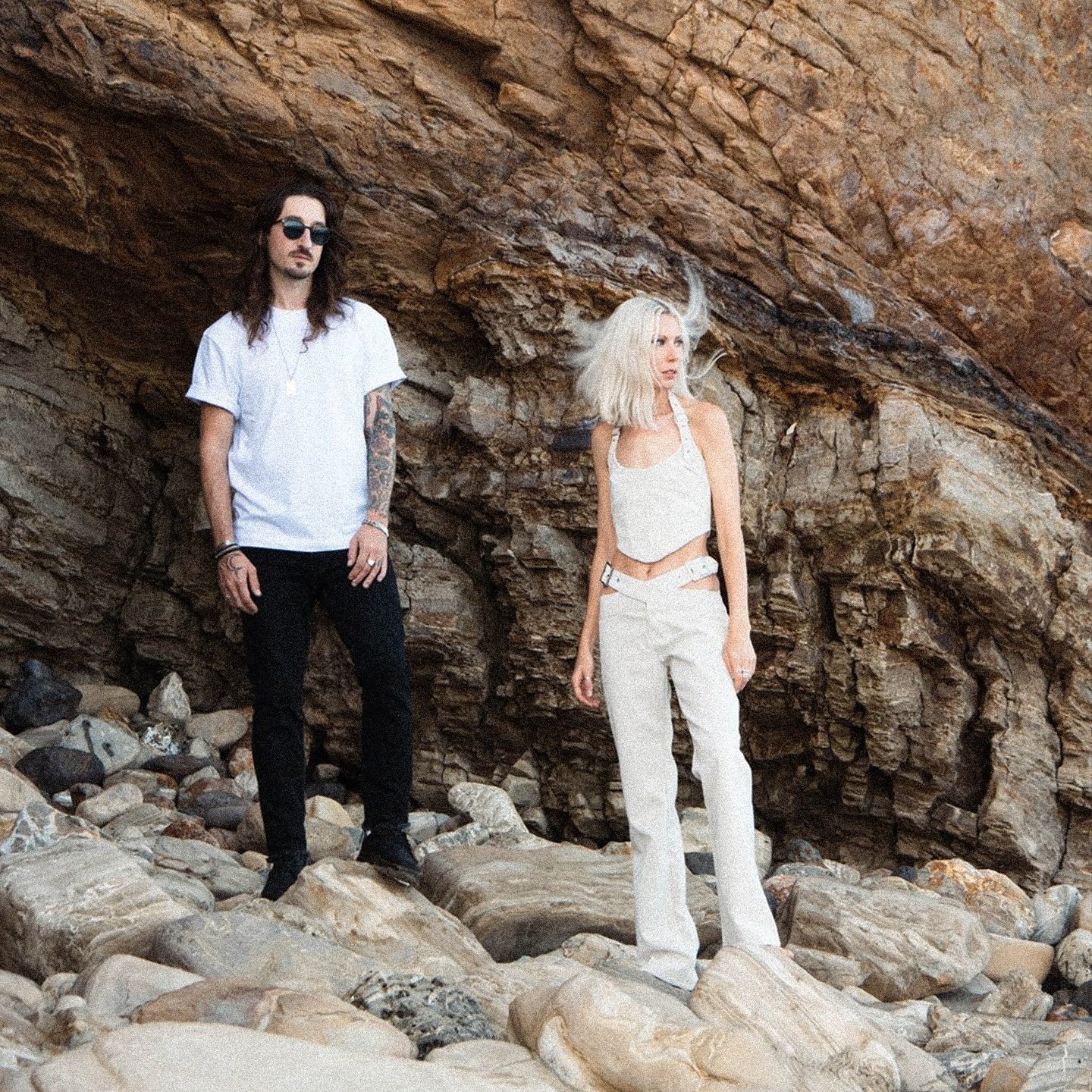 Artists To Watch: Not In Your Circle / The Survival Code / Face cacher / Allie McIntosh / Sarah Harralson / Ava Rivello / Wonderland / Nathanaël Päô / Krilin / THILO