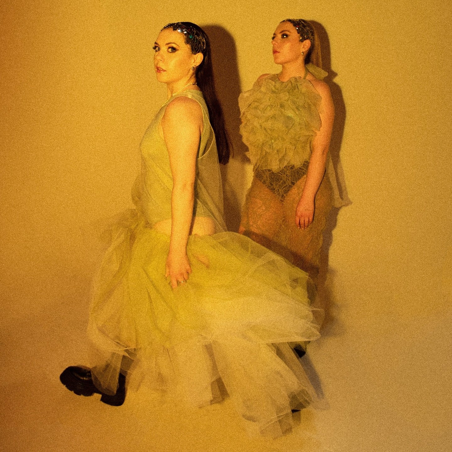 Artists To Watch: Trapt / The Behaviour / The Imaginaries / Dandy Guts / Helenor / TULA / Ryan Graves / Hevs Journey / Info / ZenToy