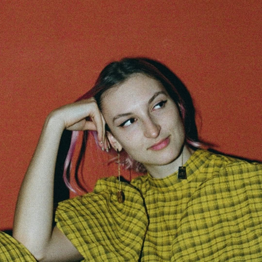 Artists To Watch: Leelou Laridan / Simón / Mithril OReDER / Beach Ready / Angeline Saris / ANI / Alessiah / Topos @ the Wawa / Clarches / KNAUTALIS