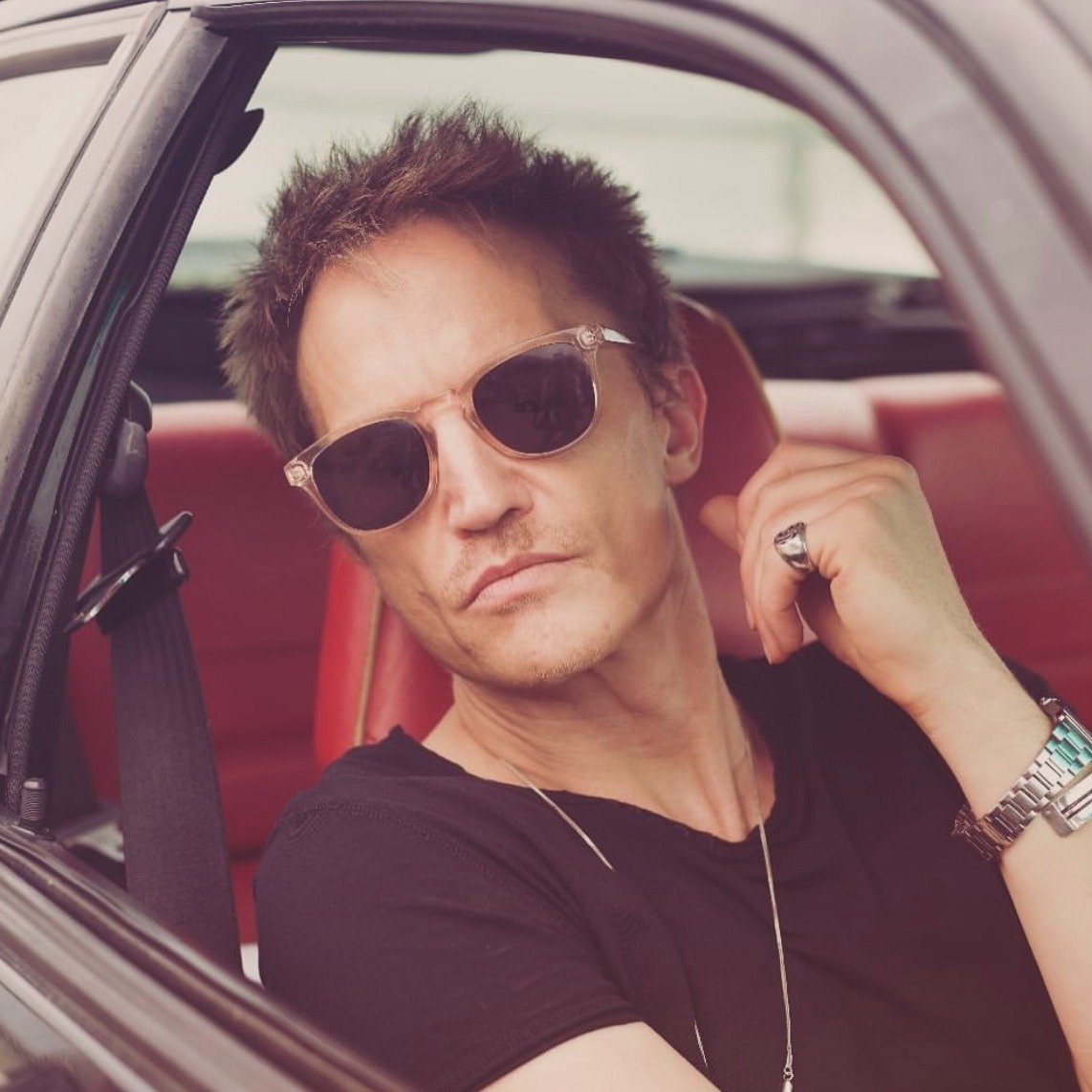 Artists To Watch: Ubiquity Machine / Lydia Marcelle / Frank Black / Ryan Crary Music / Meera Blackburn / Chris Batten / Ally London / Iona Griffey / Maya Vera